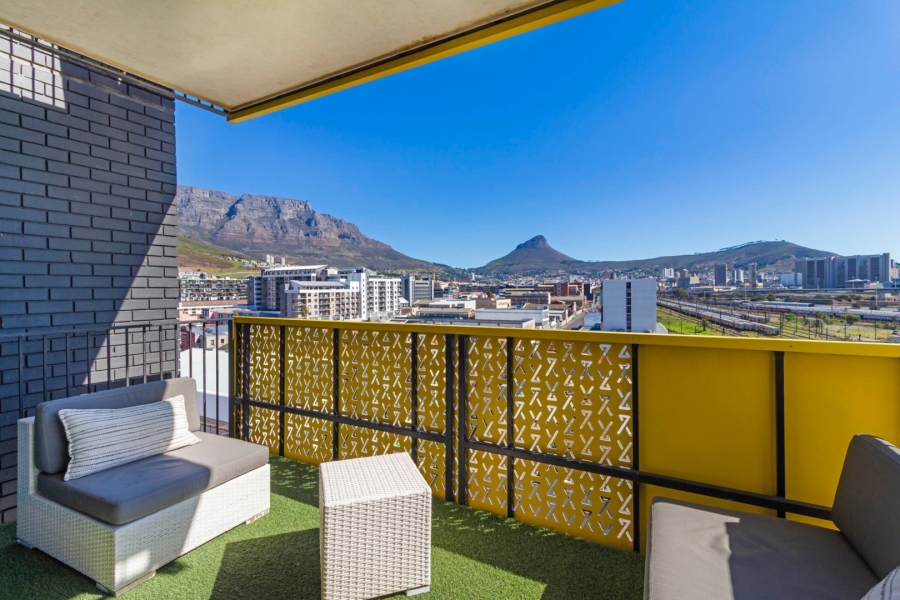 2 Bedroom Property for Sale in Woodstock Western Cape
